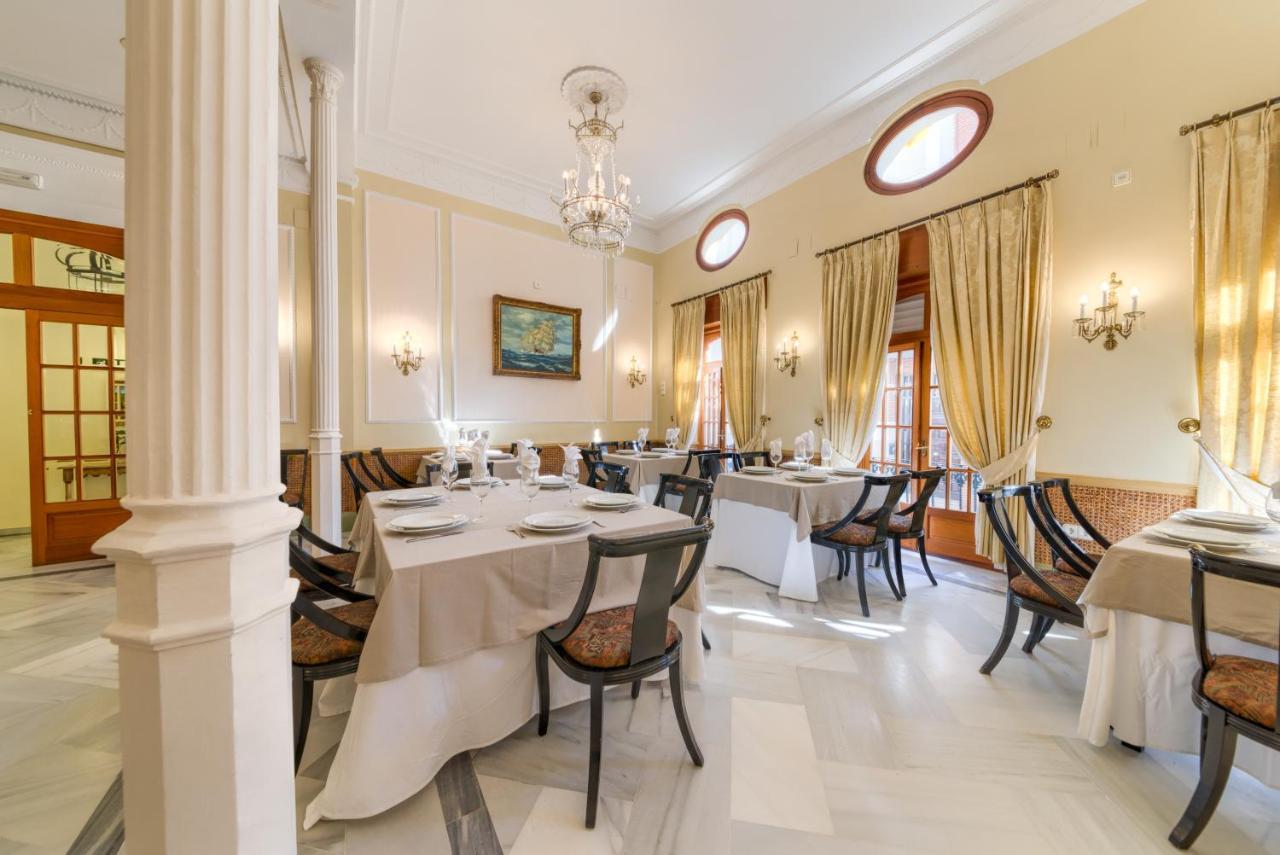 Hotel La Espanola Чипиона Екстериор снимка