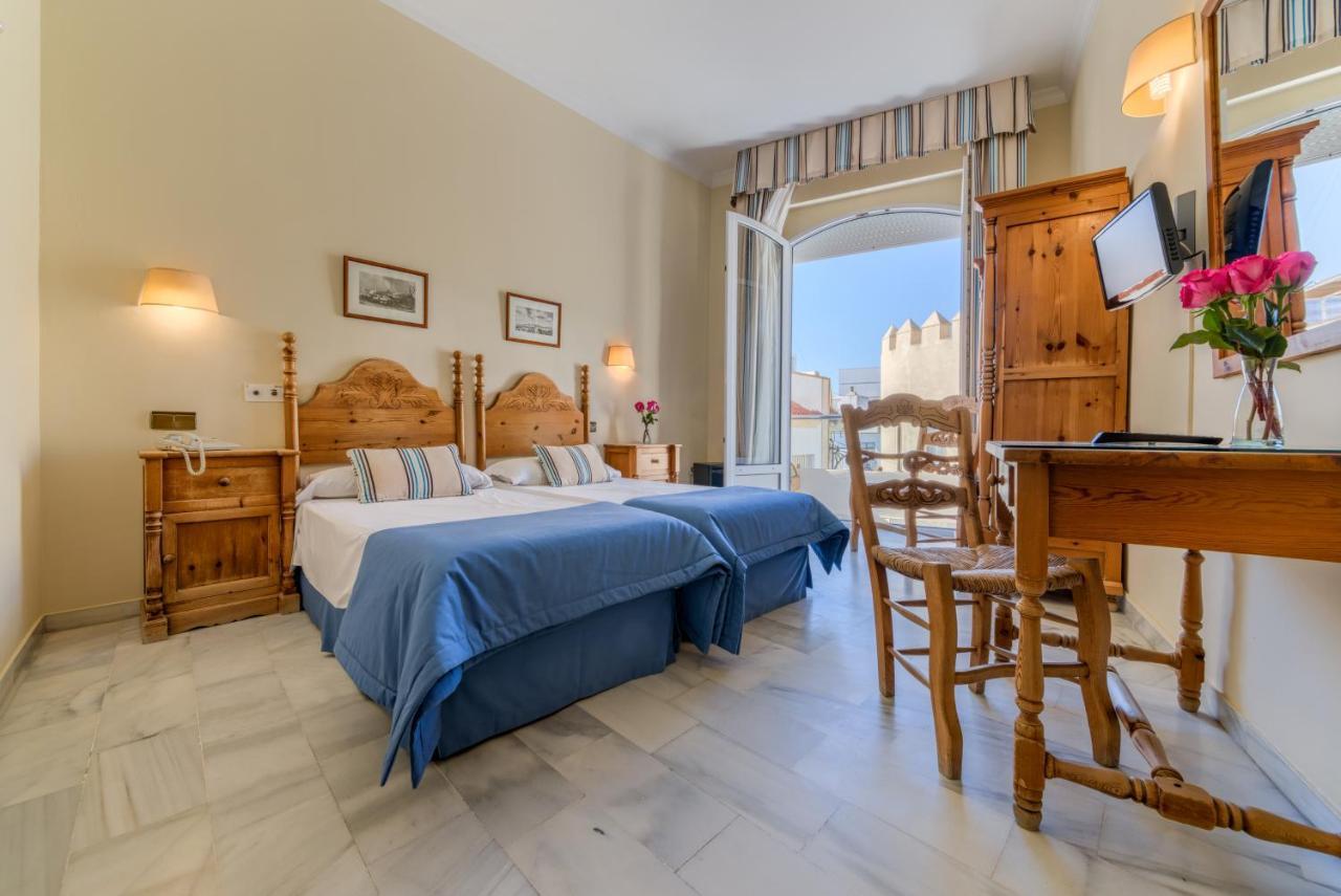 Hotel La Espanola Чипиона Екстериор снимка