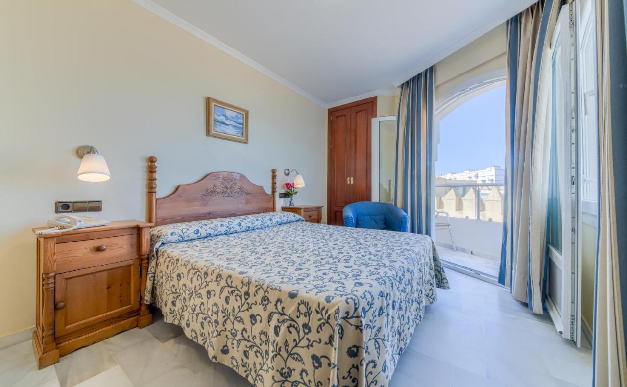 Hotel La Espanola Чипиона Екстериор снимка