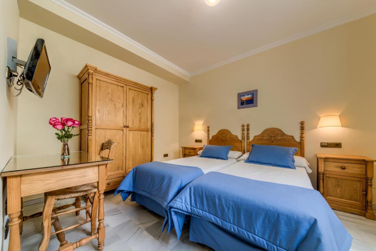 Hotel La Espanola Чипиона Екстериор снимка